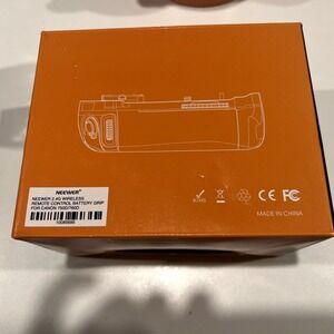 Neewer 2.4GHz Wireless Battery Grip w/ Remote Control For Canon 750D/760D